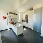 Appartement Spacieux, Confortable Et Partage